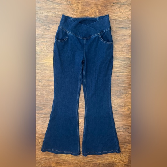 HALARA Denim - Halara Flex High Waisted Crossover Stretchy Knit Casual Super Flare Jeans NWT M